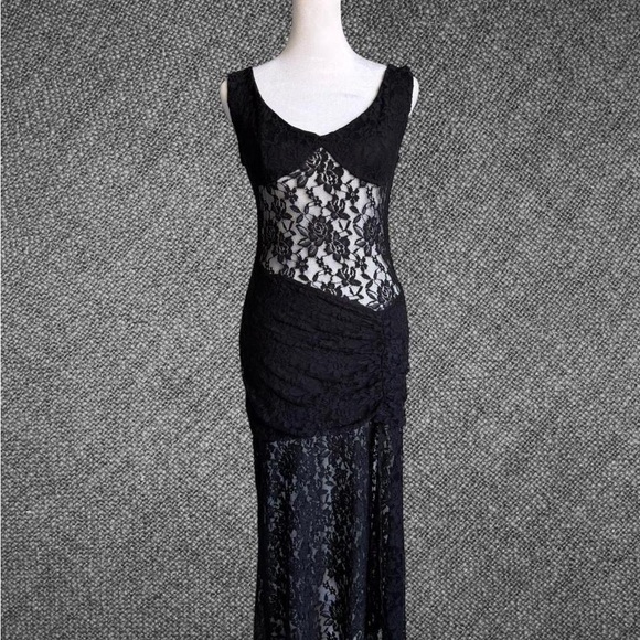Black Lace Open Back Evening Dress - Picture 2 of 6